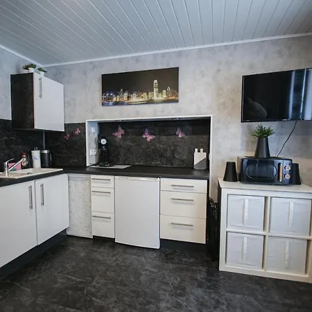 Viktera Modernes Apartment Mitten In Der Stadt Und Doch Sehr Ruhig Zu Therme 2 Minuten Bad Ems Buitenkant foto