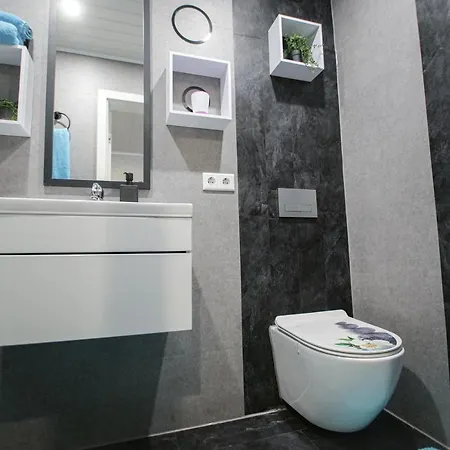 Viktera Modernes Apartment Mitten In Der Stadt Und Doch Sehr Ruhig Zu Therme 2 Minuten Bad Ems Buitenkant foto