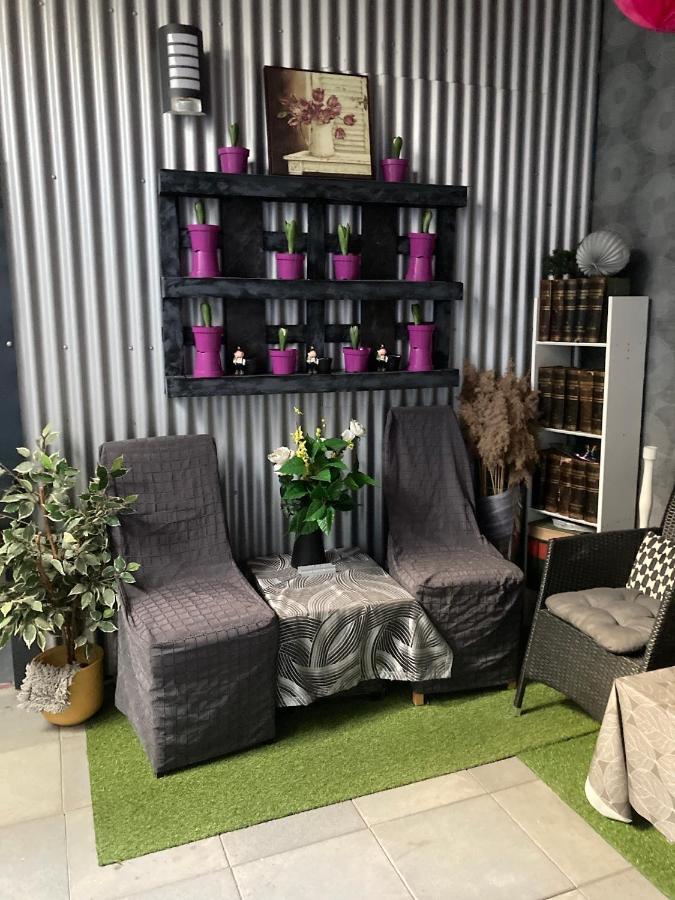 Viktera Modernes Apartment Mitten In Der Stadt Und Doch Sehr Ruhig Zu Therme 2 Minuten Apartment *